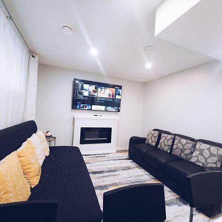 Cozy 2 Bedroom Suite, Queen Beds, Near The Airport Edmonton Buitenkant foto